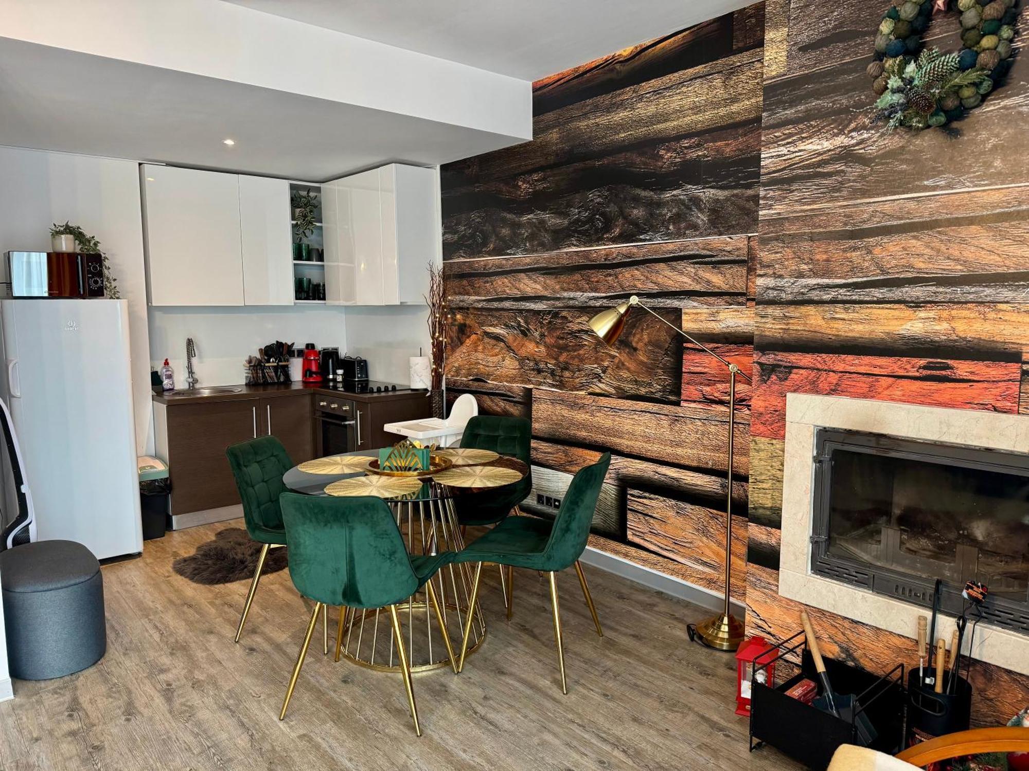 פויאנה ברשוב Luxury Silver Mountain Apartment מראה חיצוני תמונה
